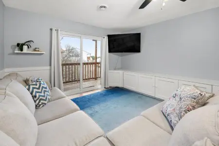 15 15 W 15