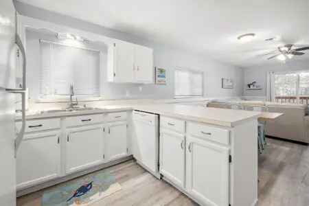 21 21 W 21