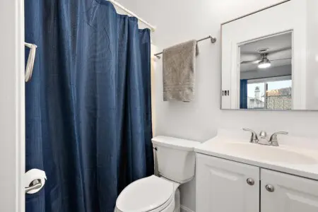 25 25 W 25