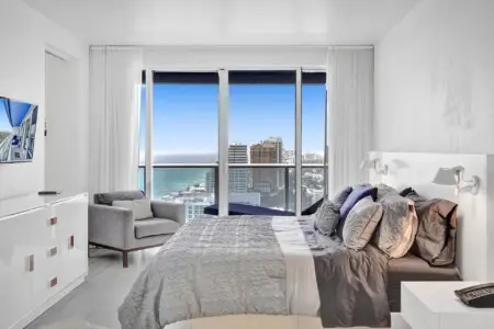 58F55EEB C925 49E9 95BB D8F41A1BB3E1