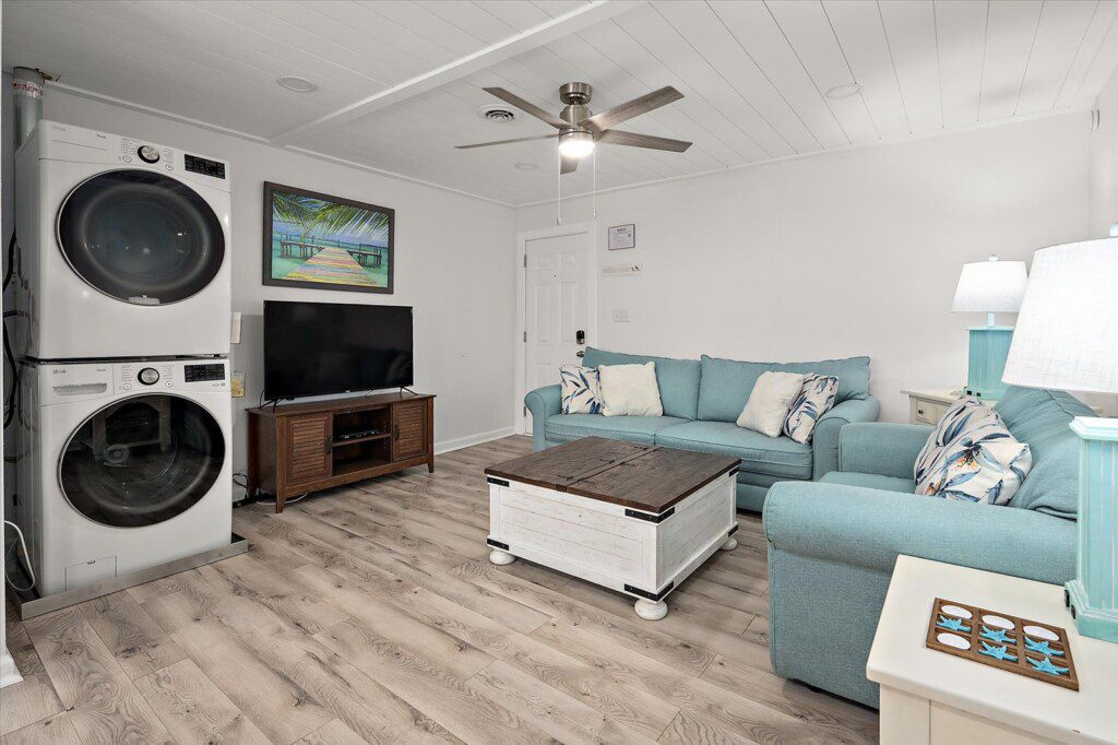 06 808 St Louis Ave 6