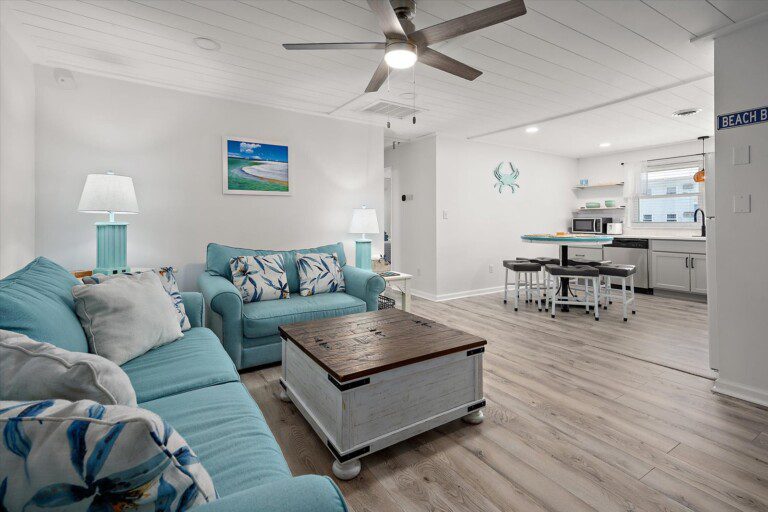 10 808 St Louis Ave 10