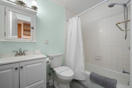 d923691f833e470e95afbff14ef23d27.jpg